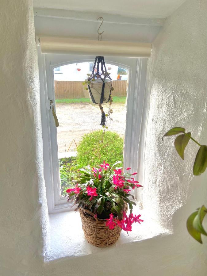 Holiday home Idyllic Cornish Cottage, Superking Bed, Private Garden Dogs Welcome Truro